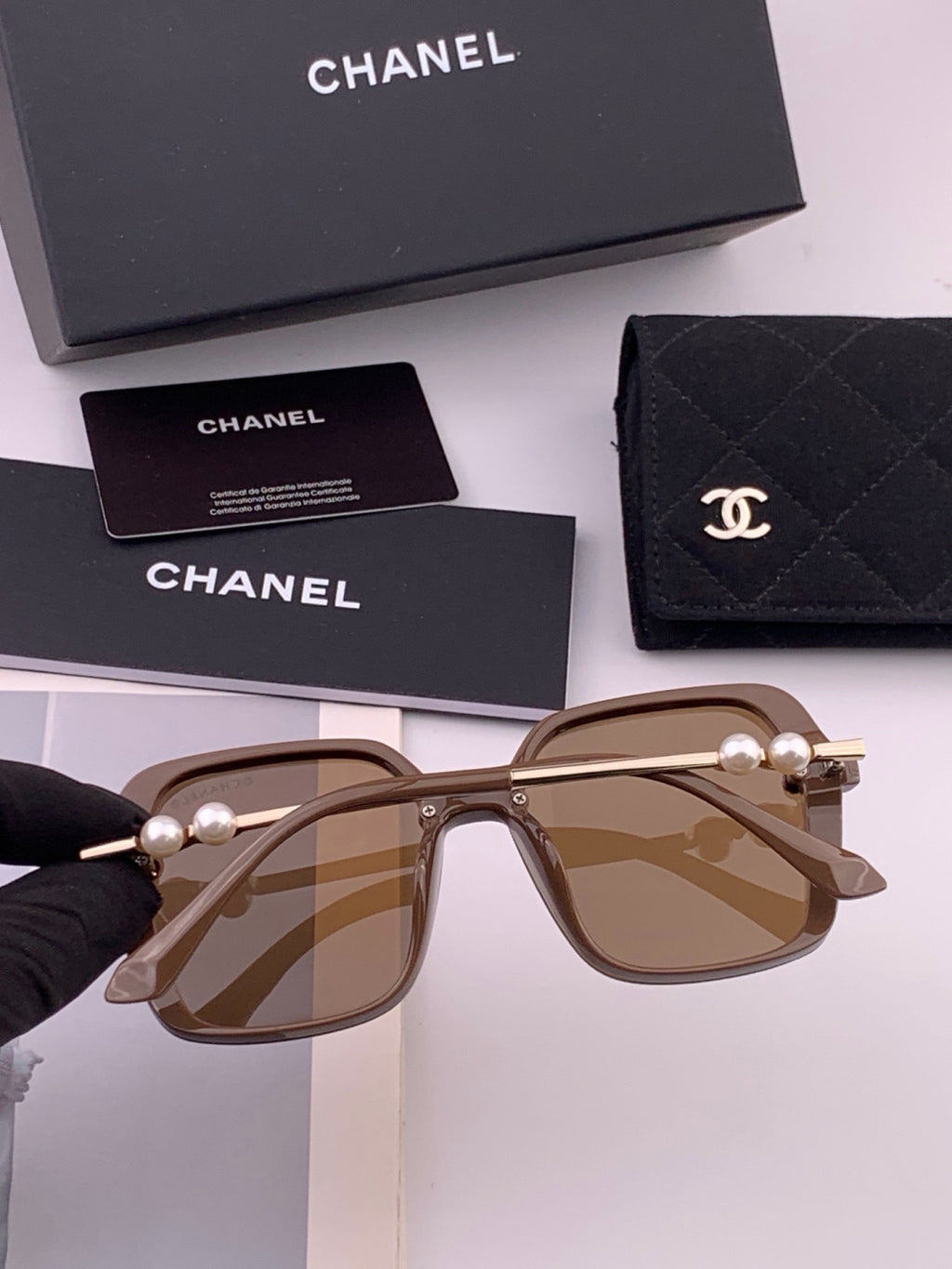 Chanel CH1910 Polarized Oversized Gold Lens Sunglasses for Men & Wome - 415245 - detail image 6