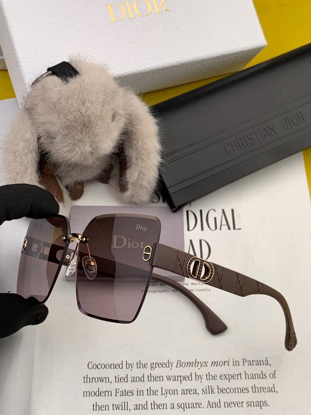 Dior D3550 Square Black Lens Sunglasses for Men & Women - 415456 - detail image 4