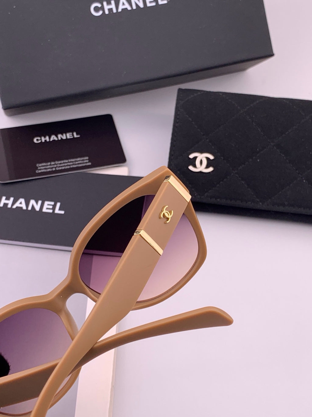 Chanel CH47004 Oversized Purple Lens Sunglasses for Men & Women - 415231 - detail image 4