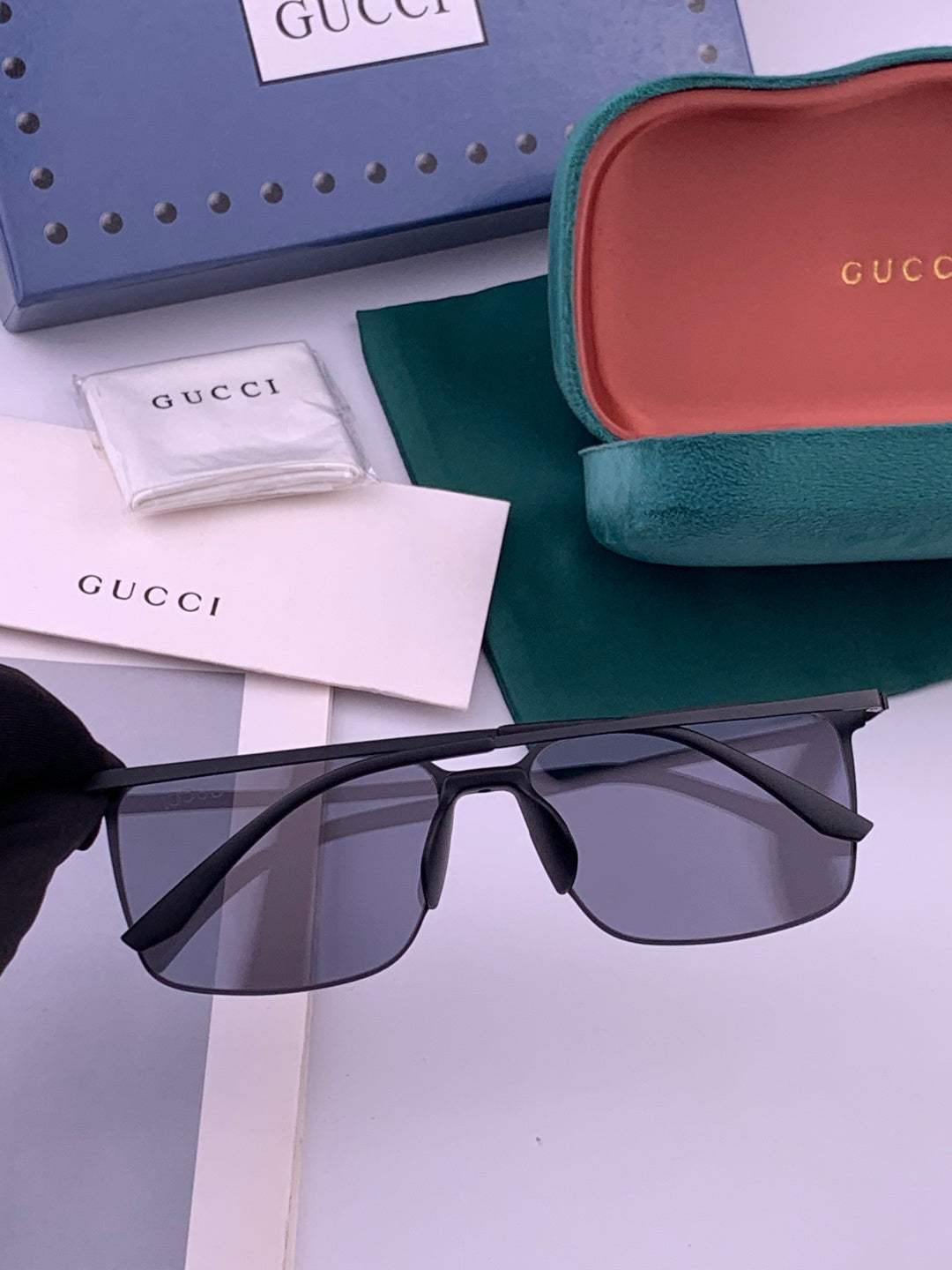 Gucci G01810 Polarized Aviator Gold Lens Sunglasses for Men - 415011 - detail image 5