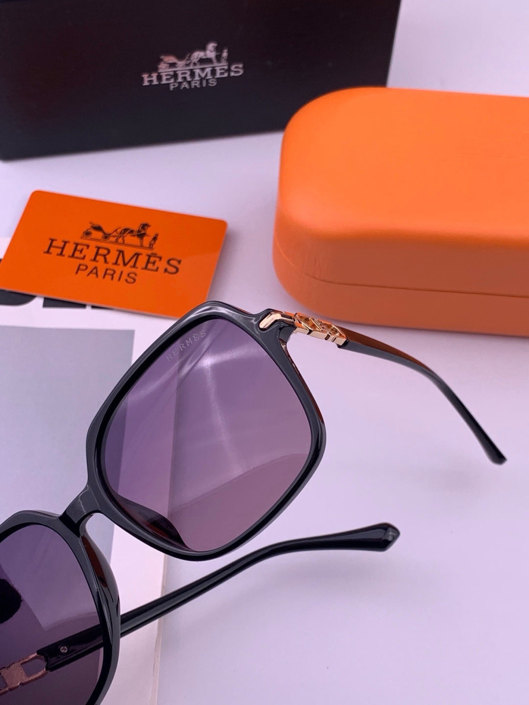 Hermès H2108 Square Gold Lens Sunglasses for Men & Women - 432999 - detail image 3