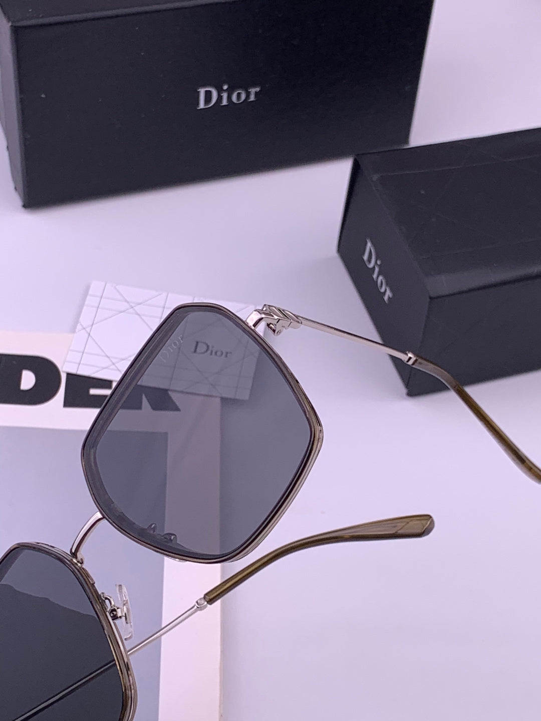 Dior D7635 Polarized Fashion Brown Lens Sunglasses for Men & Women - 431834 - detail image 3
