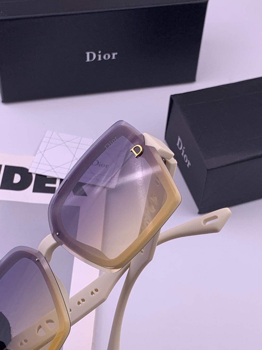 Dior CD2590 Polarized Square Red Lens Sunglasses for Women - detail image 4