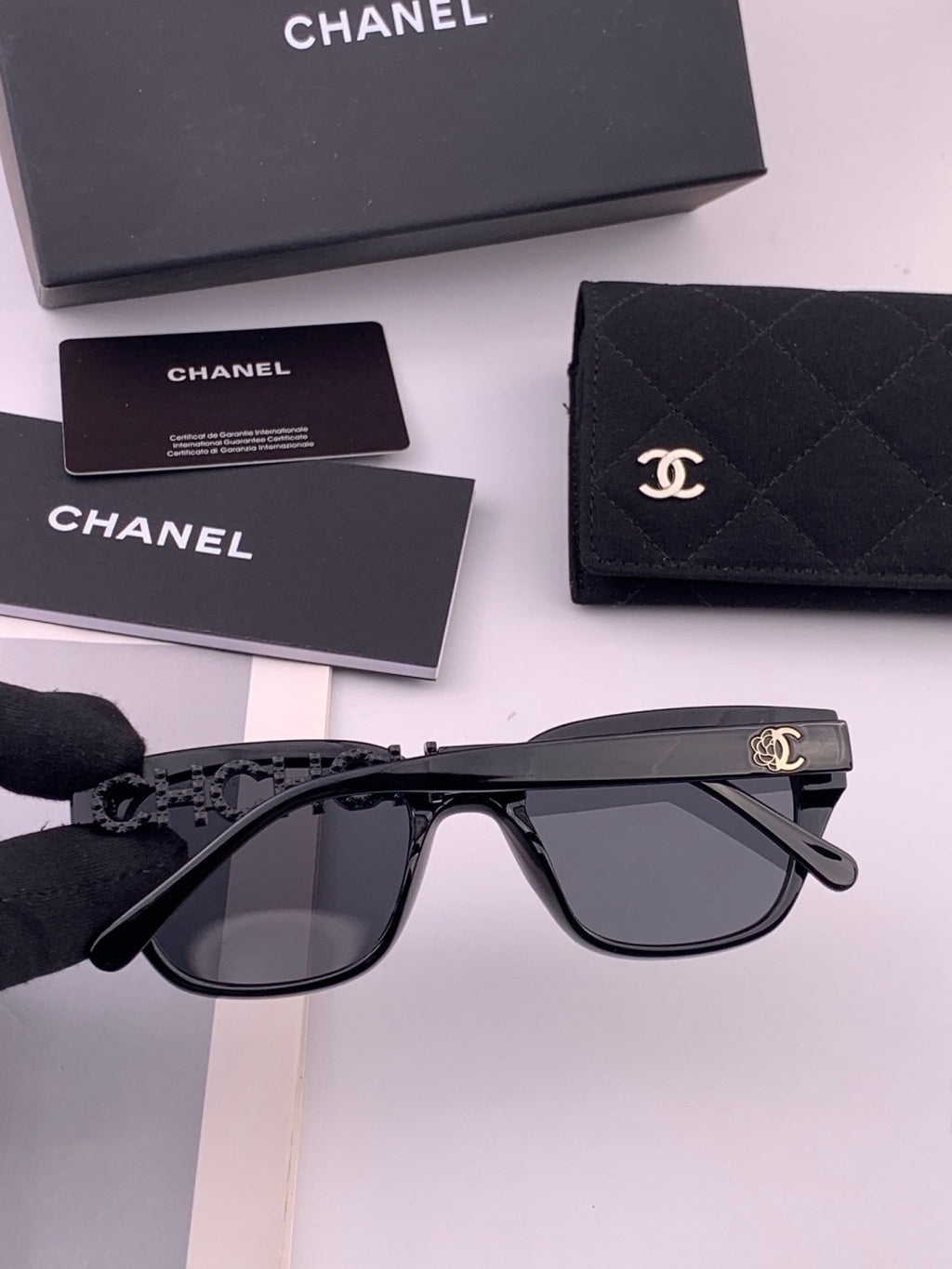 Chanel CH2994 Polarized Round Black Lens Sunglasses for Women - 431586 - detail image 5