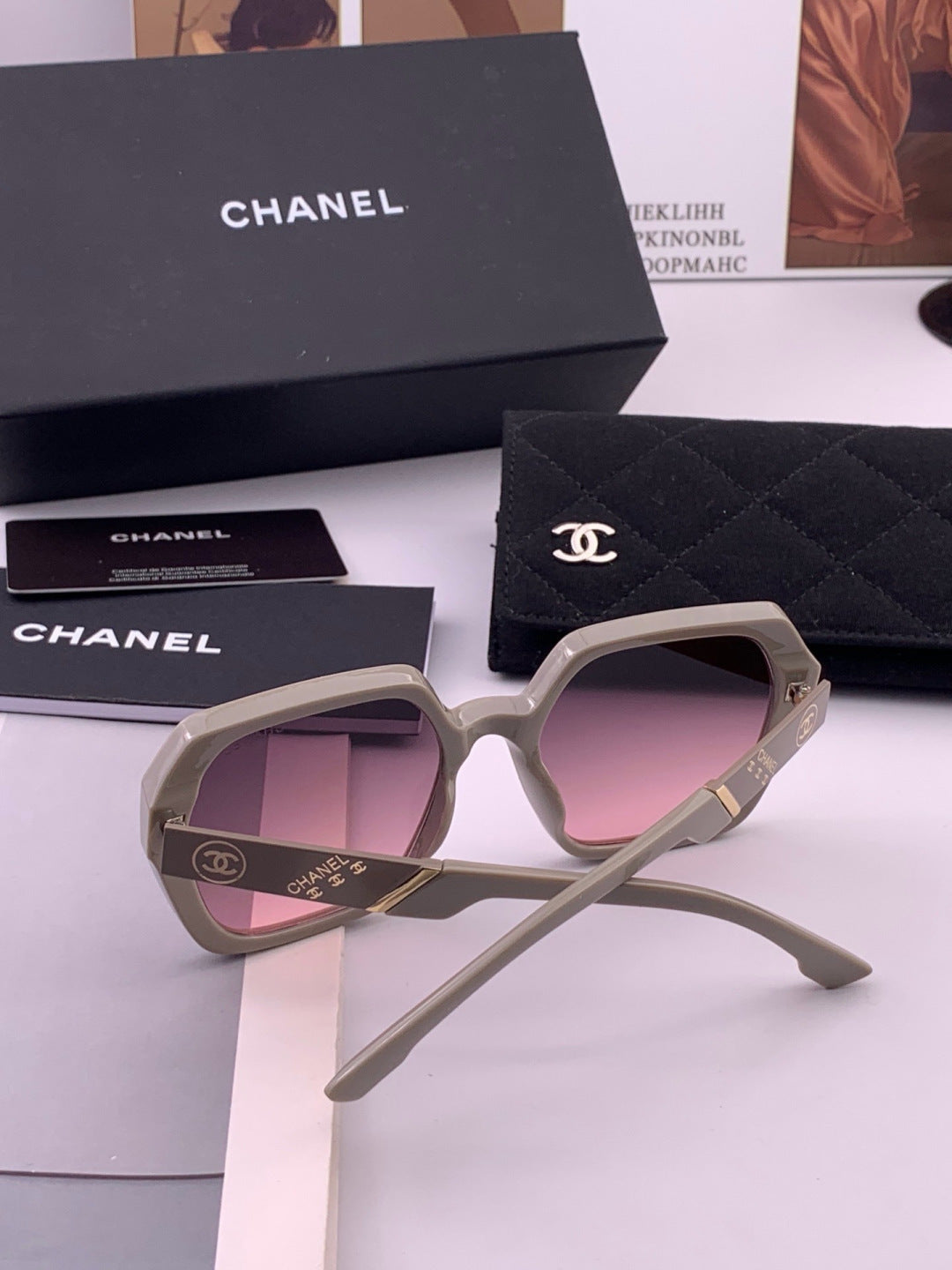 Chanel CH84022 Oversized Black Lens Sunglasses for Men & Women - 431588 - detail image 5