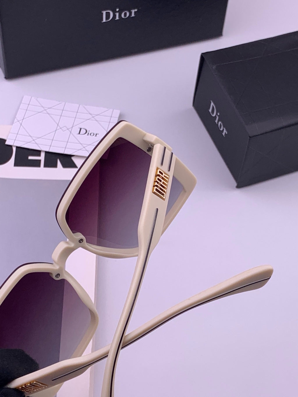 Dior D5290 Polarized Square Black Lens Sunglasses for Men & Women - 431774 - detail image 5