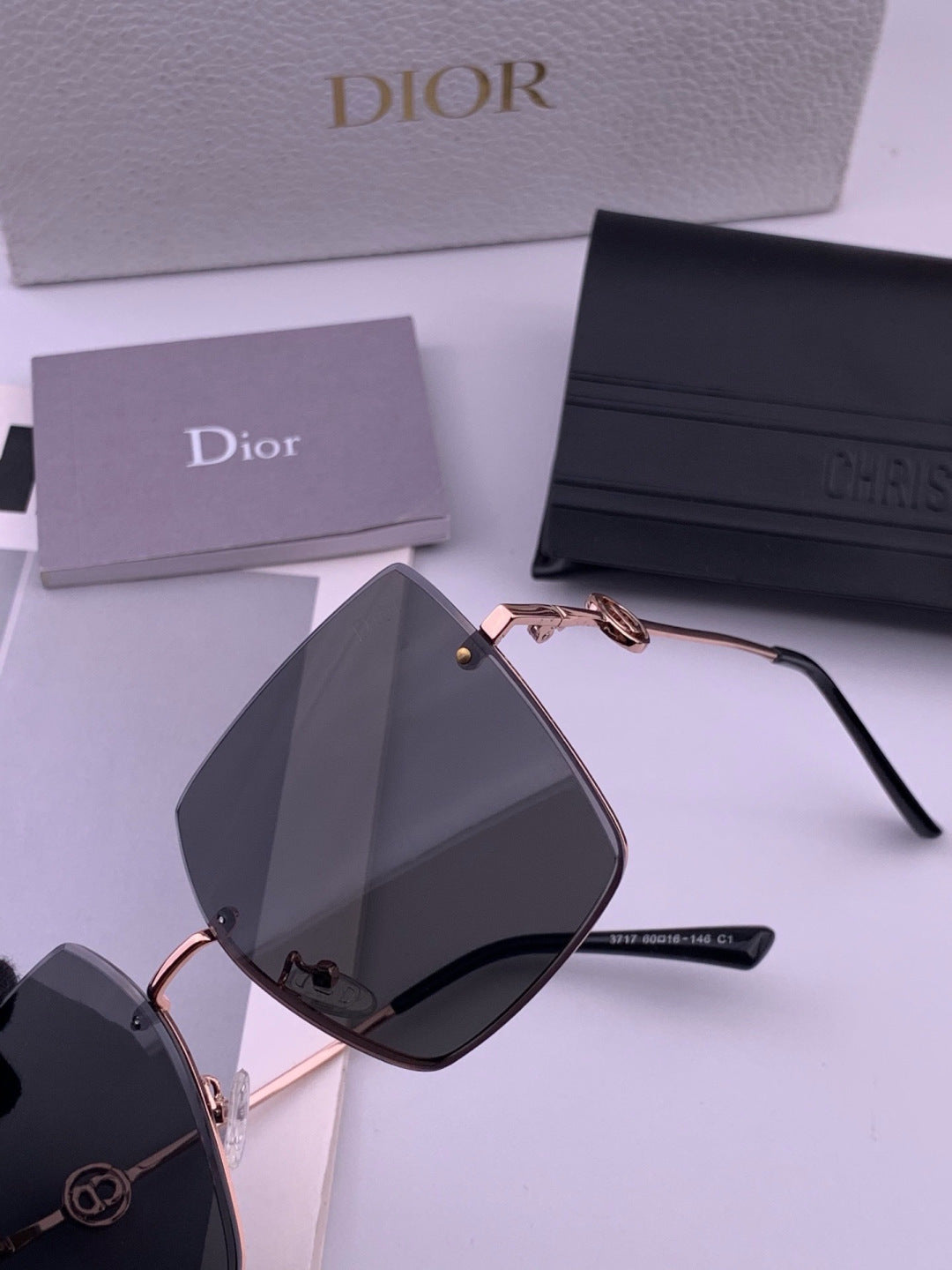 Dior CD7371 Lightweight Rimless Black Lens Sunglasses for Women - 449170 - detail image 3