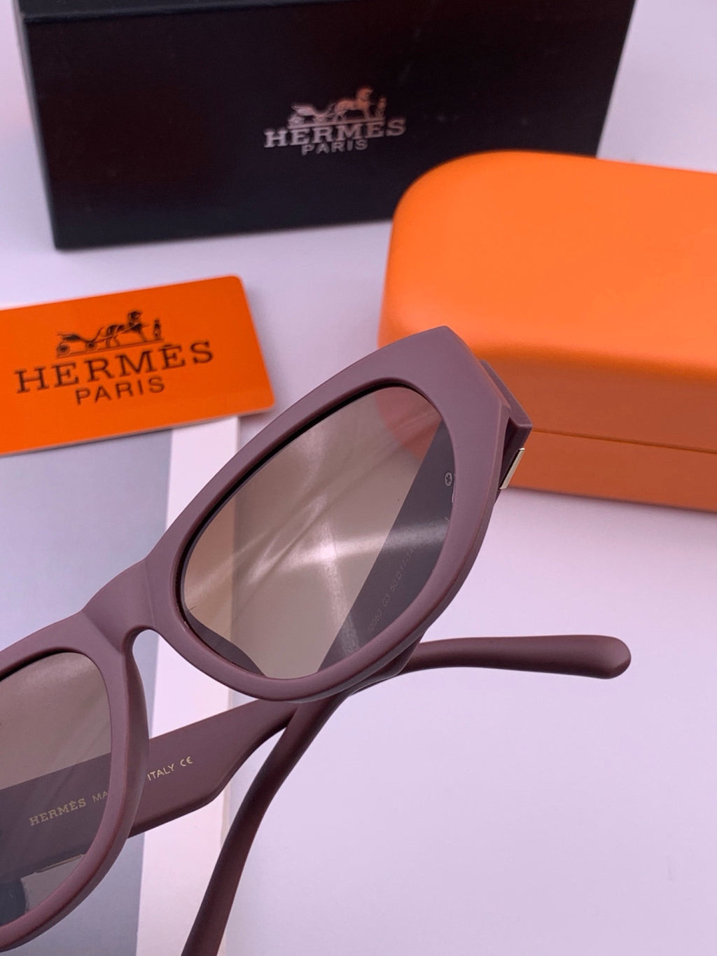Hermès H37005 Square Red Lens Sunglasses for Men & Women - 450027 - detail image 5