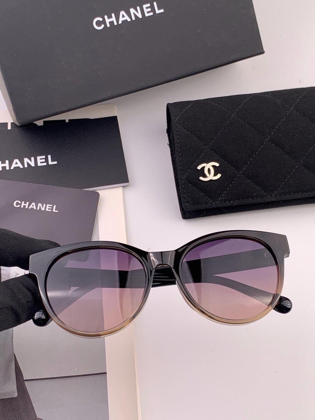 Chanel CH1787 Polarized Round Pink Lens Sunglasses for Women - 448975 - detail image 2
