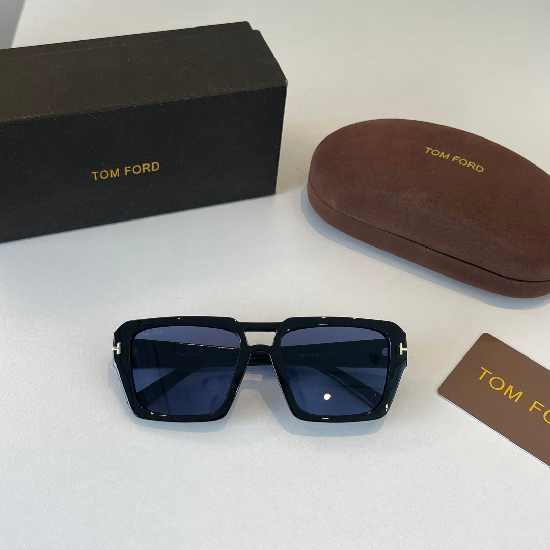 Tom Ford Fashion Blue Lens Sunglasses for Men & Women - 466302 - detail image 4