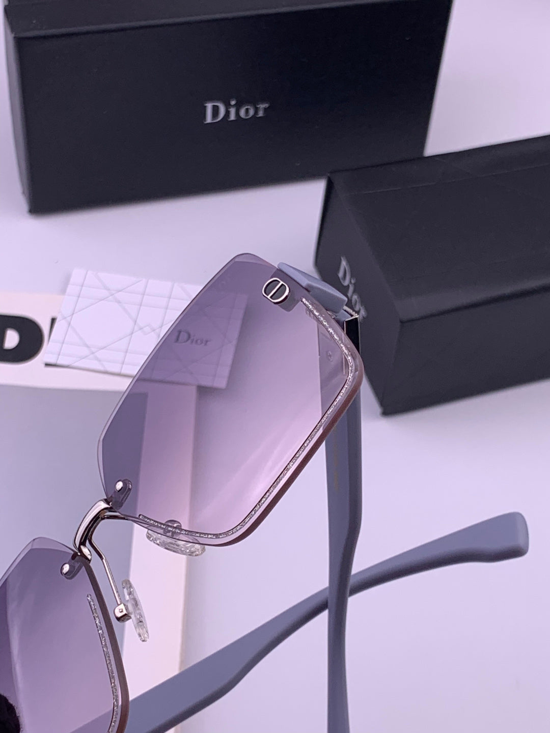 Dior D7771 Square Gold Lens Sunglasses for Men & Women - detail image 5
