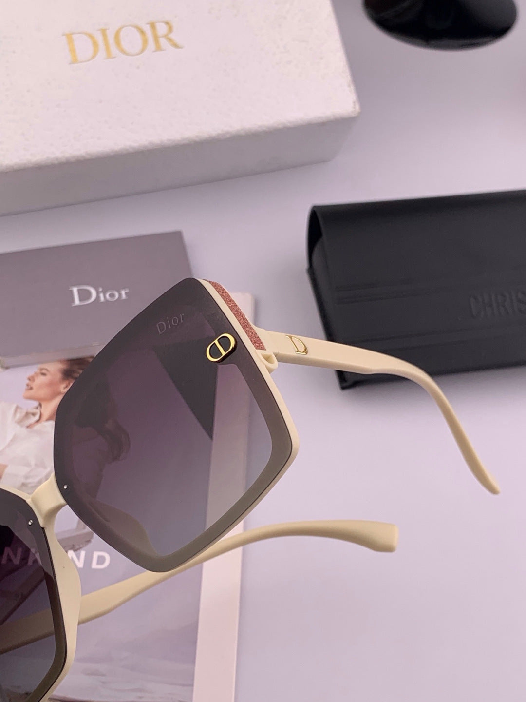 Dior CD4971 Polarized Square Gold Lens Sunglasses for Women - detail image 2