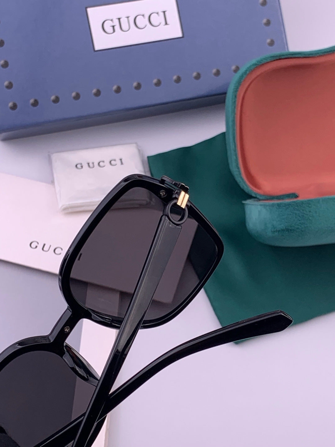 Gucci G9223 Polarized Square Black Lens Sunglasses for Men & Women - 464921 - detail image 3