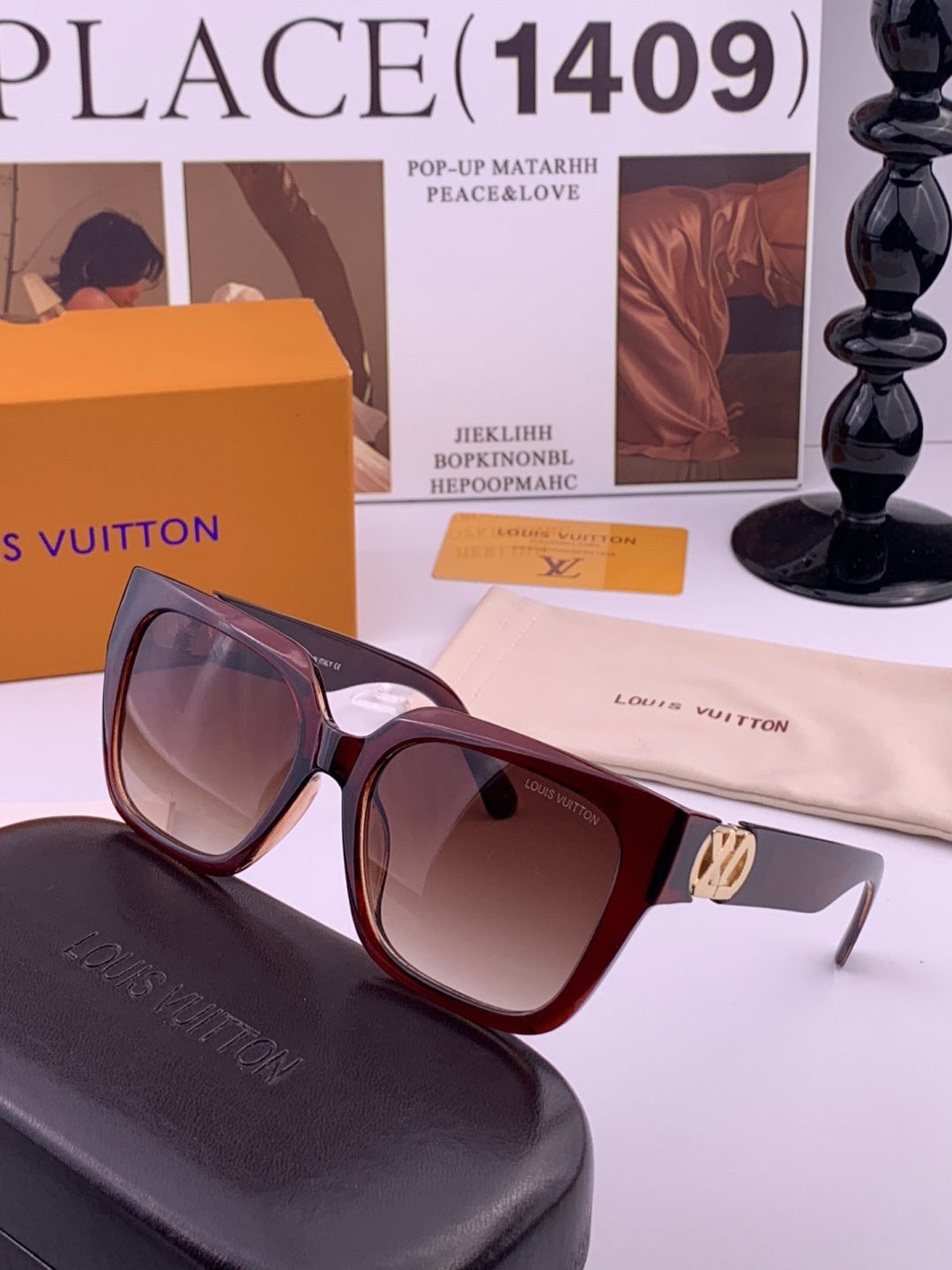 Louis Vuitton L95801 Square Gold Lens Sunglasses for Women - 464702 - detail image 3