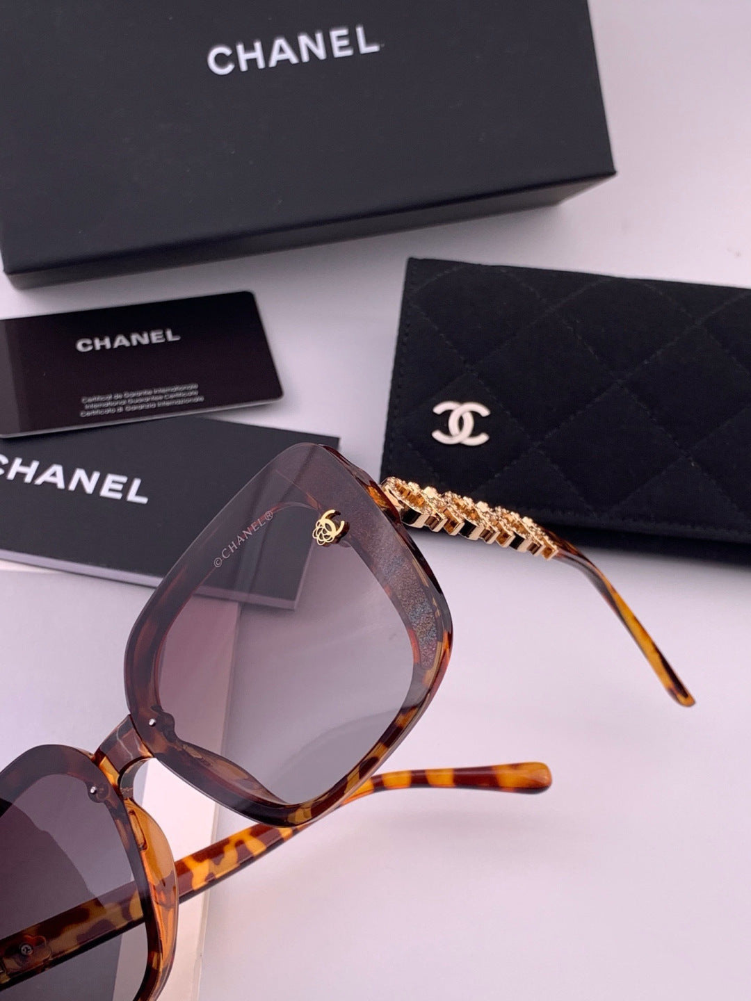 Chanel CH6991 Polarized Round Black Lens Sunglasses for Women - 465118 - detail image 3