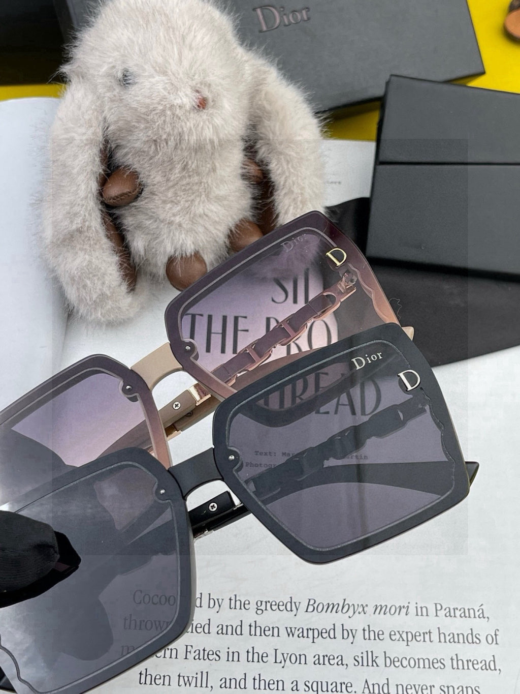 Dior CD5302 Square Gold Lens Sunglasses for Men & Women - 465308 - detail image 5