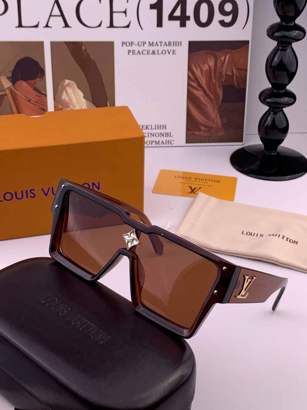 Louis Vuitton L7600 Square Black Lens Sunglasses for Women - 464700 - detail image 2