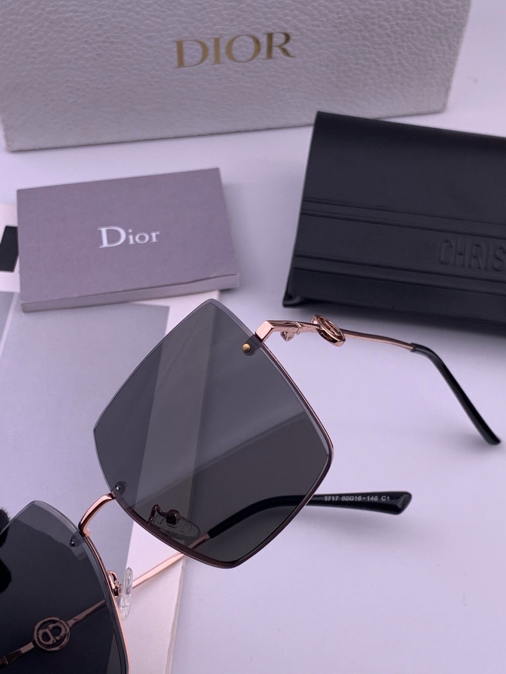 Dior CD7371 Lightweight Rimless Black Lens Sunglasses for Women - 486706 - detail image 3