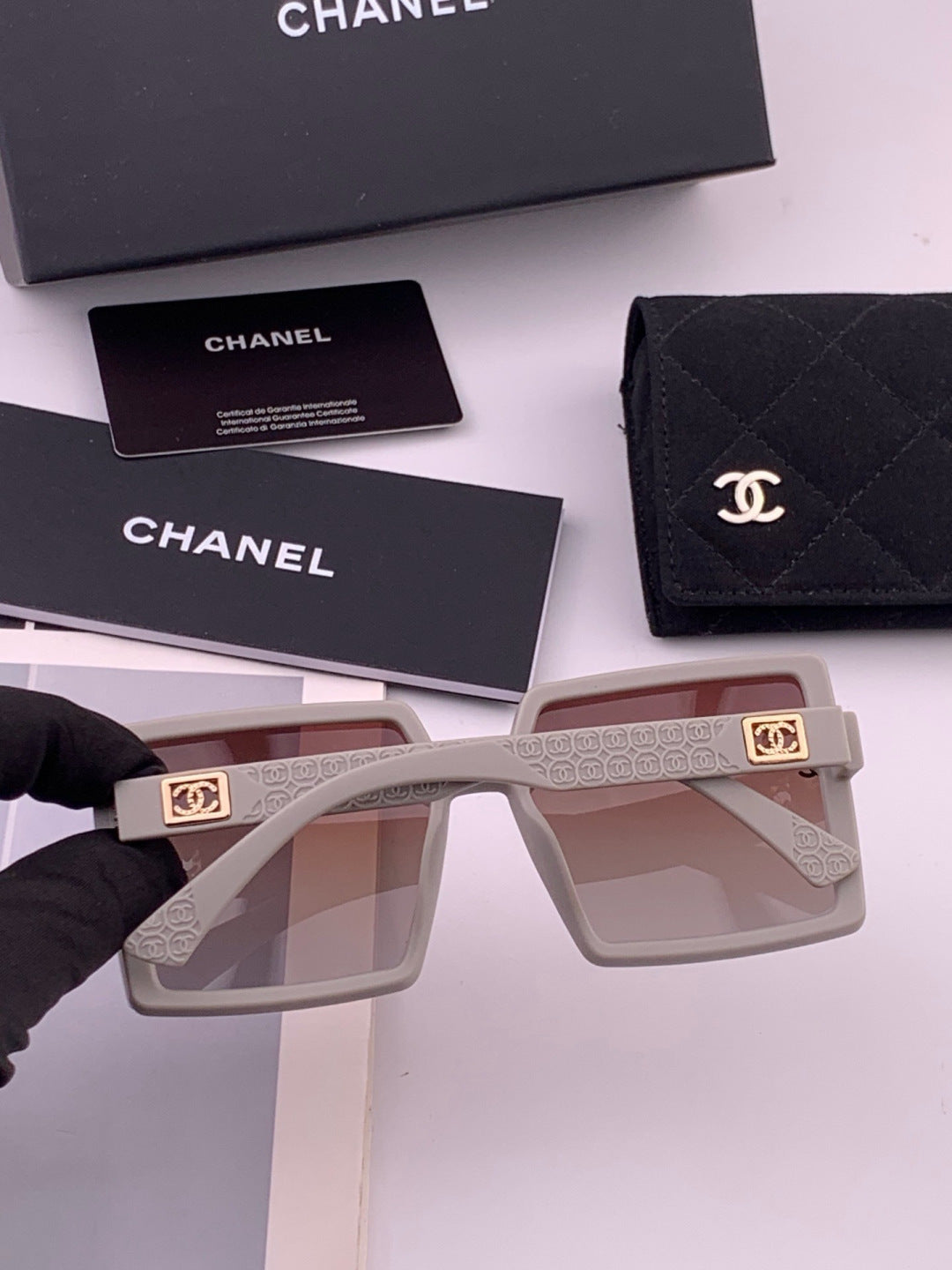 Chanel CH5250 Polarized Square Brown Lens Sunglasses for Women - detail image 7