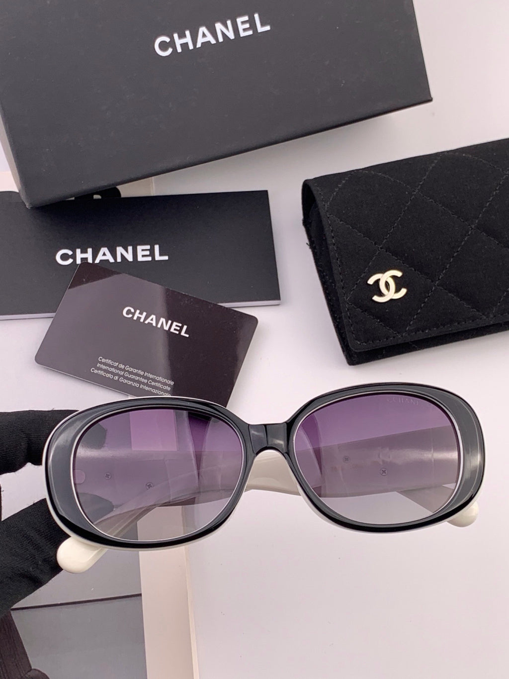 Chanel CH2788 Polarized Round Gold Lens Sunglasses for Men & Women - detail image 3