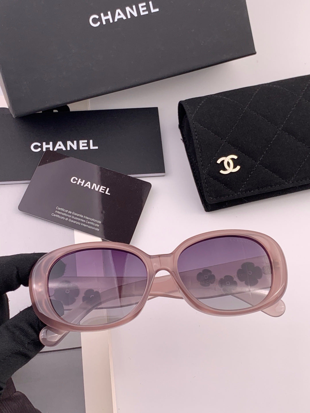 Chanel CH2788 Polarized Round Gold Lens Sunglasses for Men & Women - detail image 2