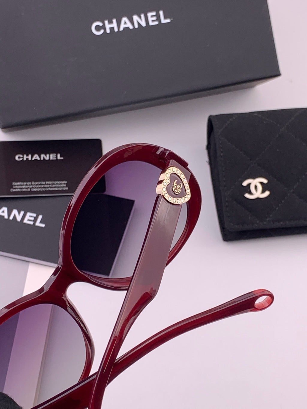 Chanel CH6788 Polarized Oversized Gold Lens Sunglasses for Men & Women - detail image 6