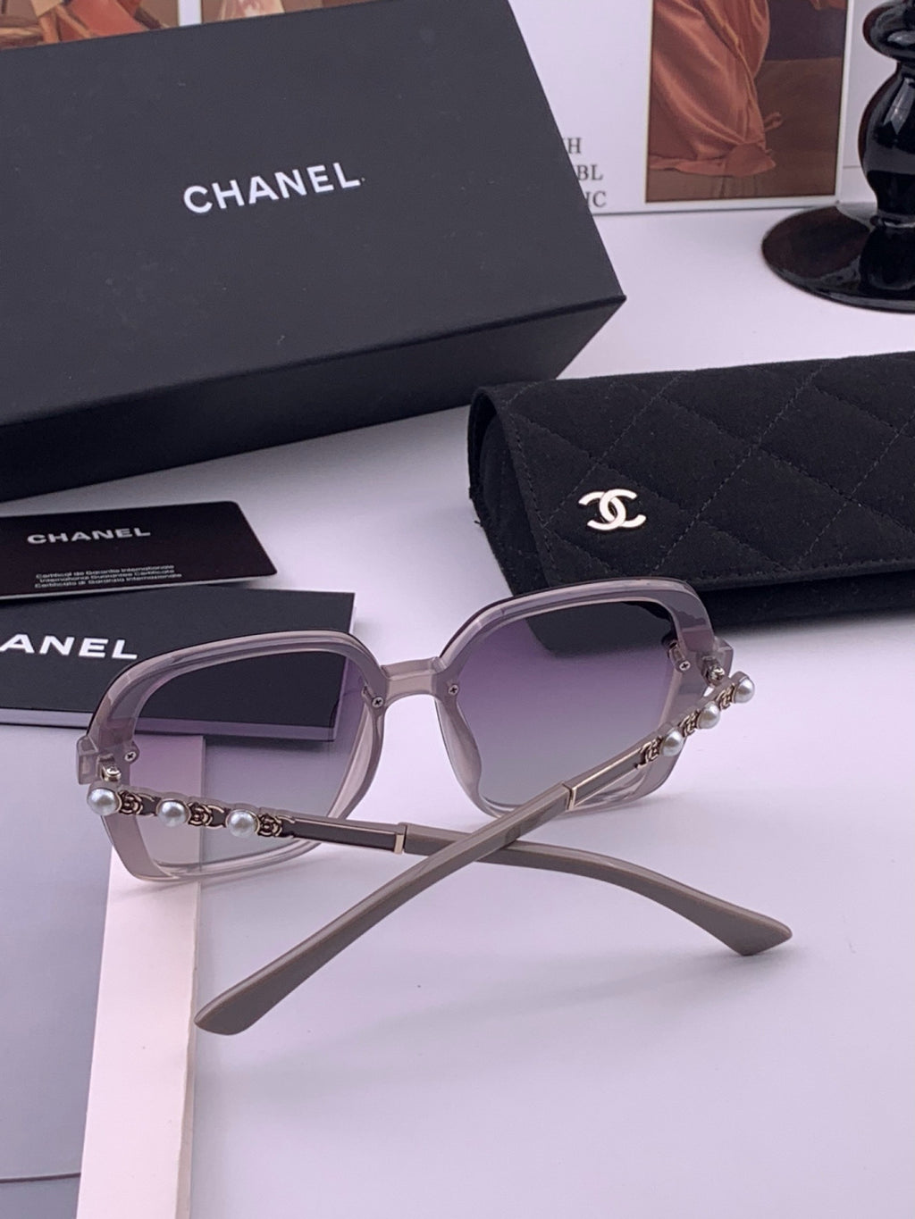Chanel CH8788 Polarized Oversized Gray Lens Sunglasses for Men & Women - detail image 6
