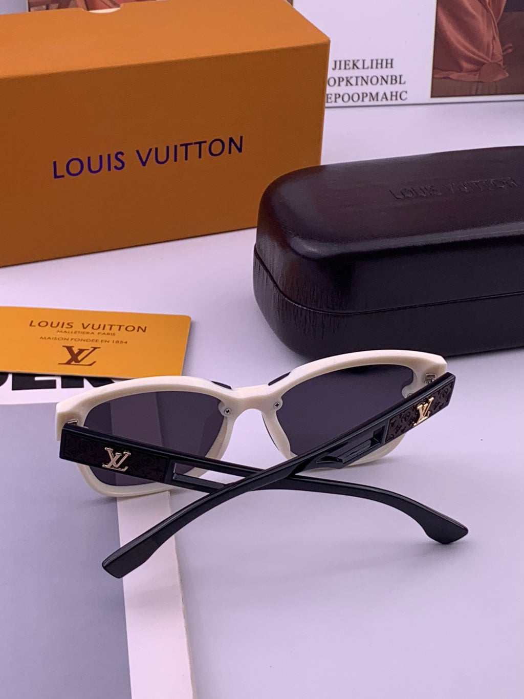 Louis Vuitton L7310 Square Brown Lens Sunglasses for Men & Women - detail image 7