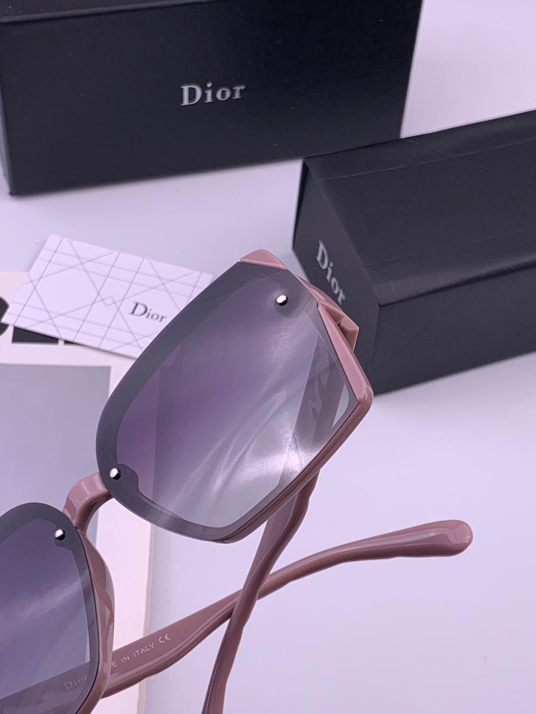 Dior CD2811 Polarized Fashion Gold Lens Sunglasses for Men & Women - detail image 6