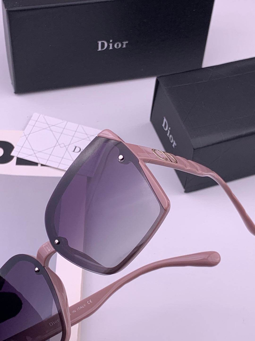 Dior CD2811 Polarized Fashion Gold Lens Sunglasses for Men & Women - detail image 3