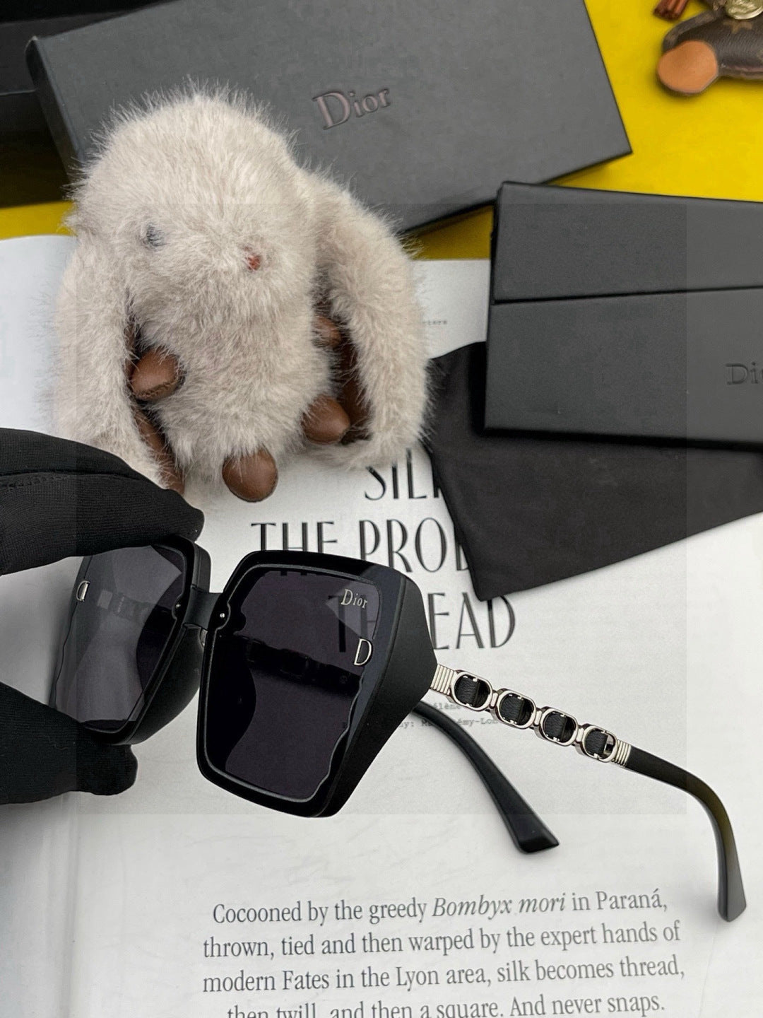Dior CD5302 Square Gold Lens Sunglasses for Men & Women - detail image 4