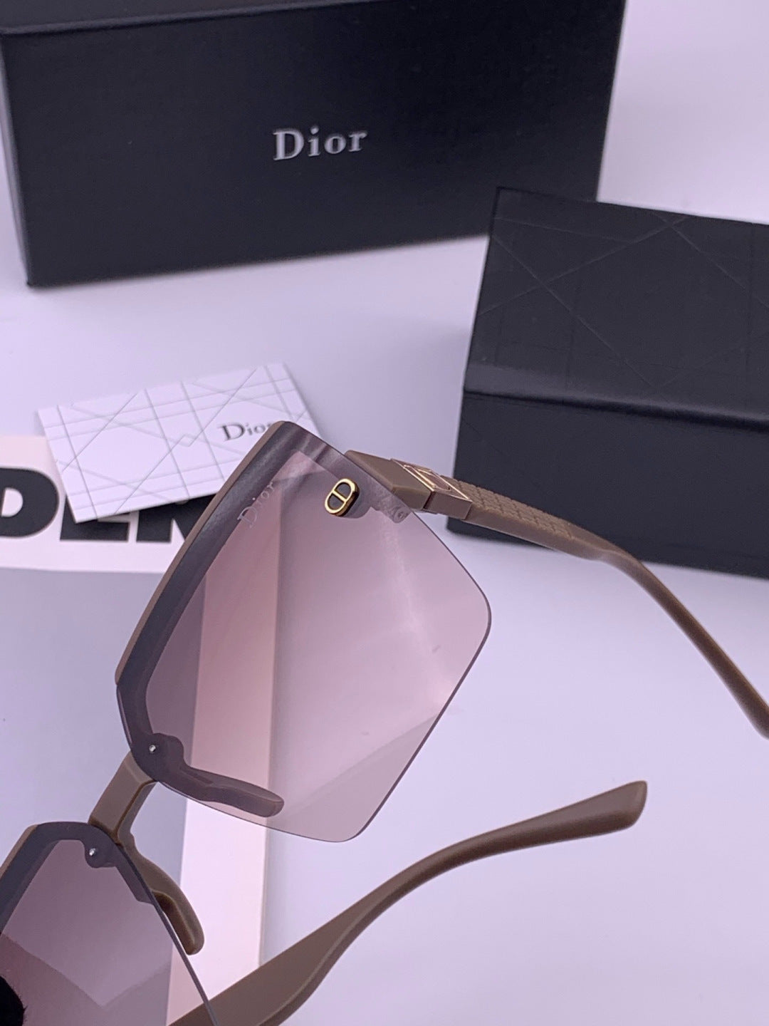 Dior D9805 Square Gold Lens Sunglasses for Men & Women - detail image 5