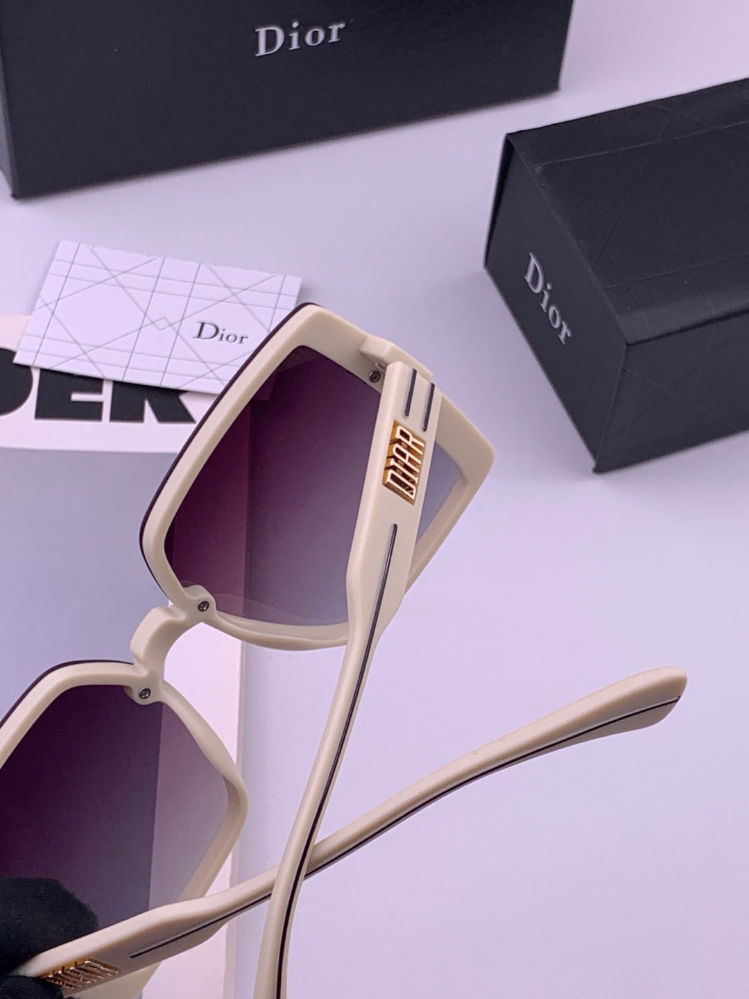 Dior D5290 Polarized Square Black Lens Sunglasses for Men & Women - detail image 5