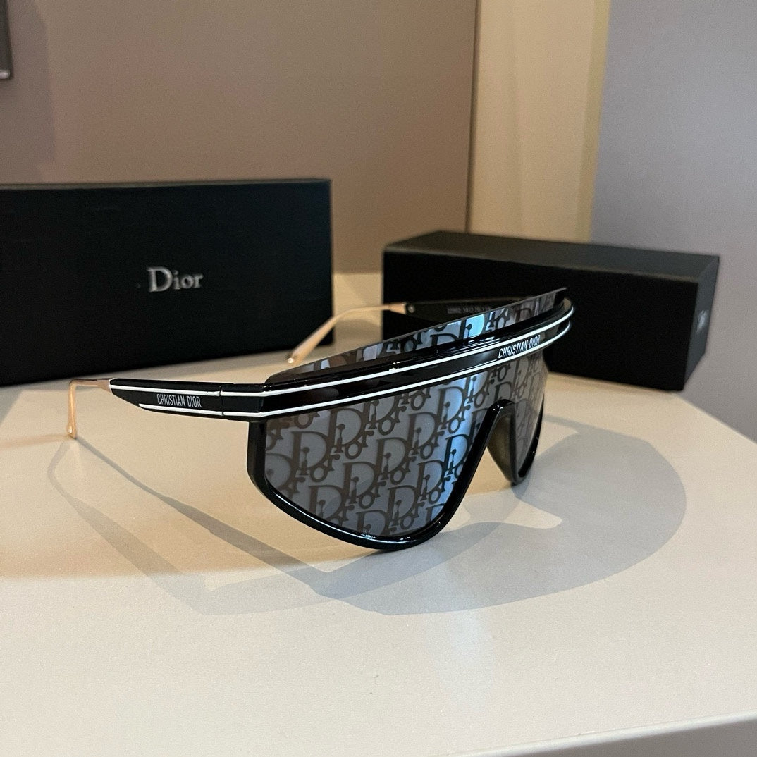 Dior Fashion Black Lens Sunglasses for Men & Women - 486807