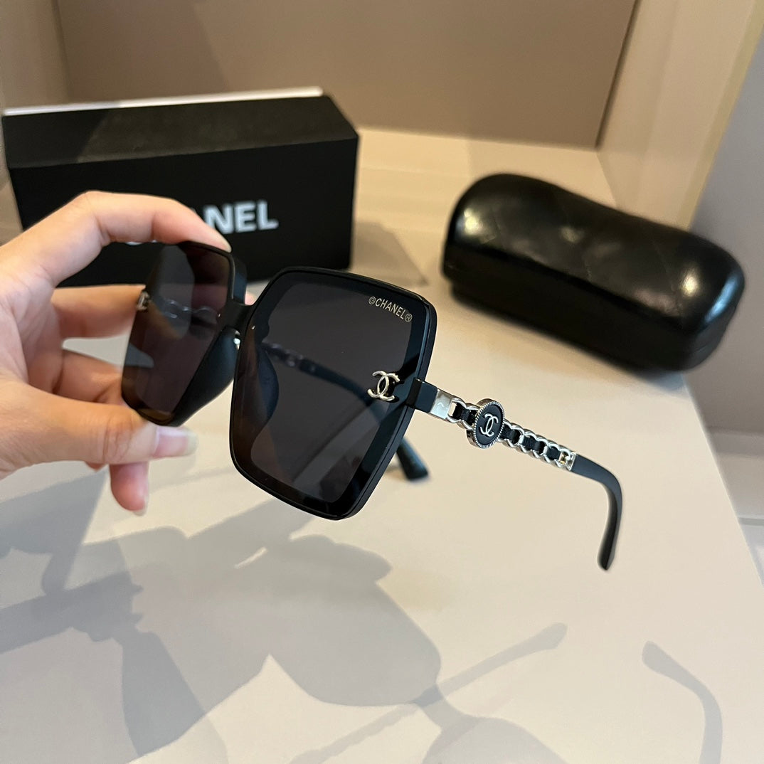 Chanel Oversized Black Lens Sunglasses for Men & Women - 415341 - detail image 3