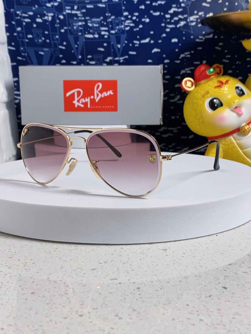 Ray-Ban Aviator Silver Lens Sunglasses for Men & Women - 383204