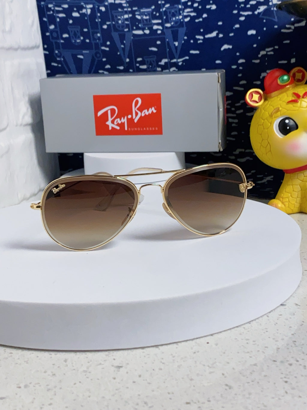 Ray-Ban Aviator Silver Lens Sunglasses for Men & Women - 383207 - detail image 2