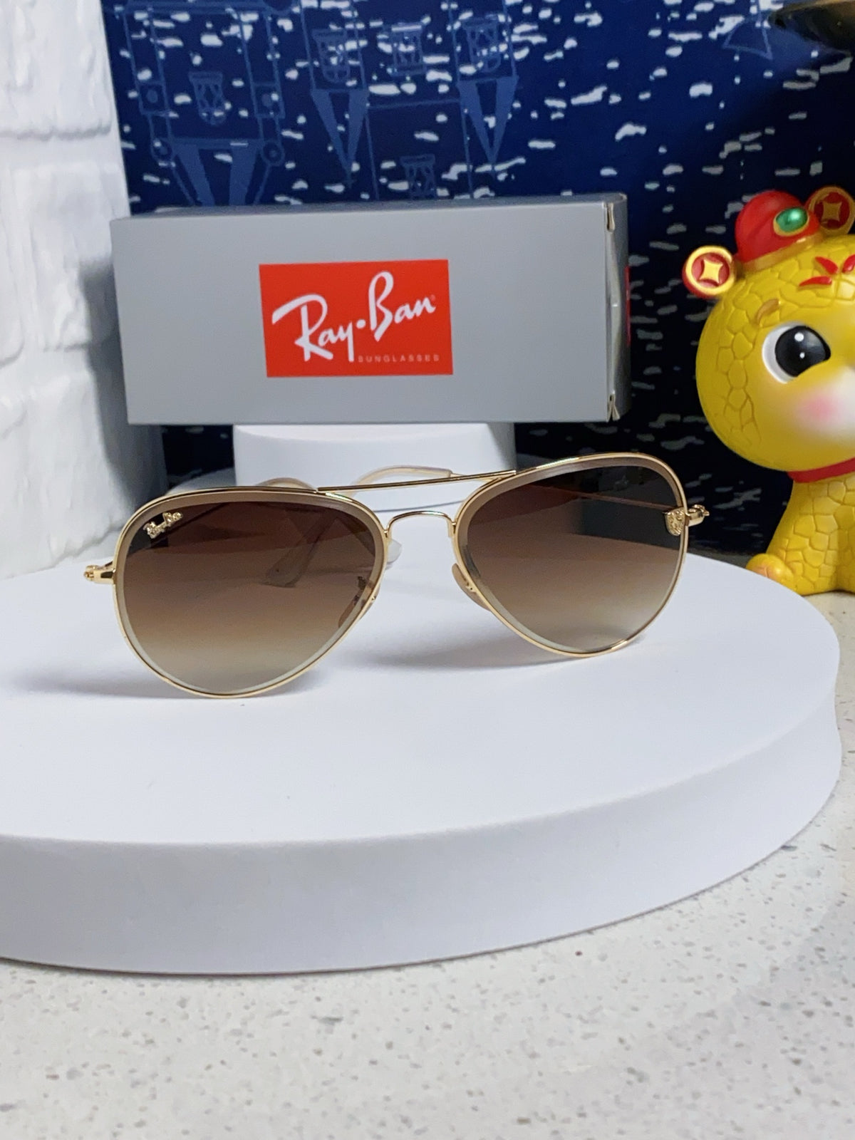 Ray-Ban Aviator Silver Lens Sunglasses for Men & Women - 383207 - detail image 2
