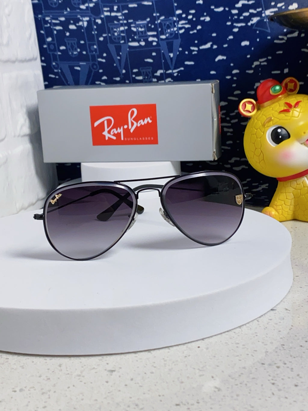 Ray-Ban Aviator Silver Lens Sunglasses for Men & Women - 383208 - detail image 2
