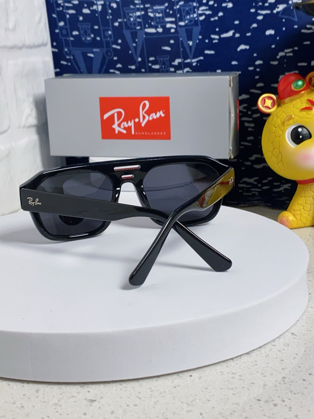 Ray-Ban RB4397 Polarized Square Silver Lens Sunglasses for Men & Women - detail image 3
