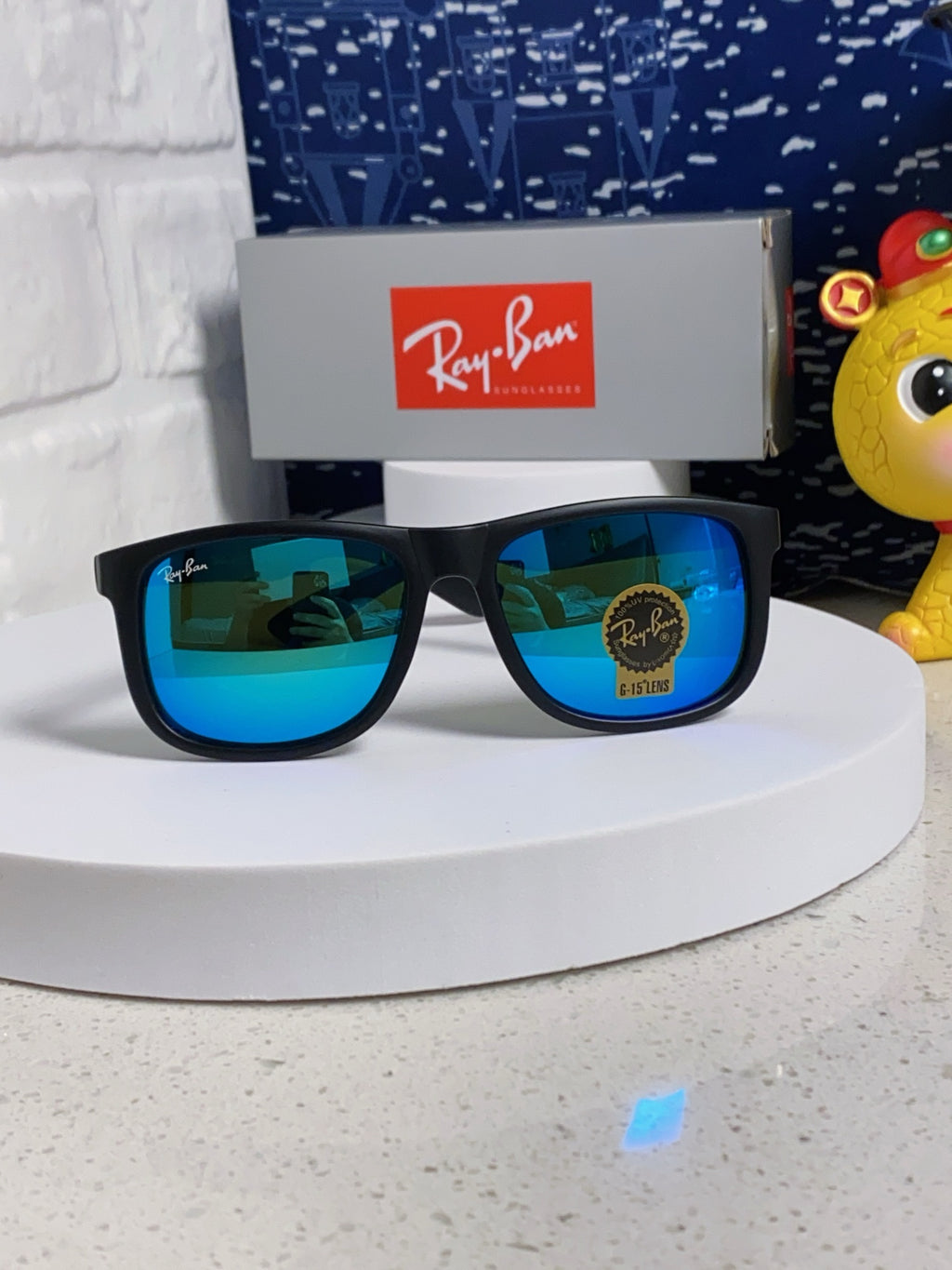 Ray-Ban RB4185 Aviator Blue Lens Sunglasses for Men & Women - detail image 3