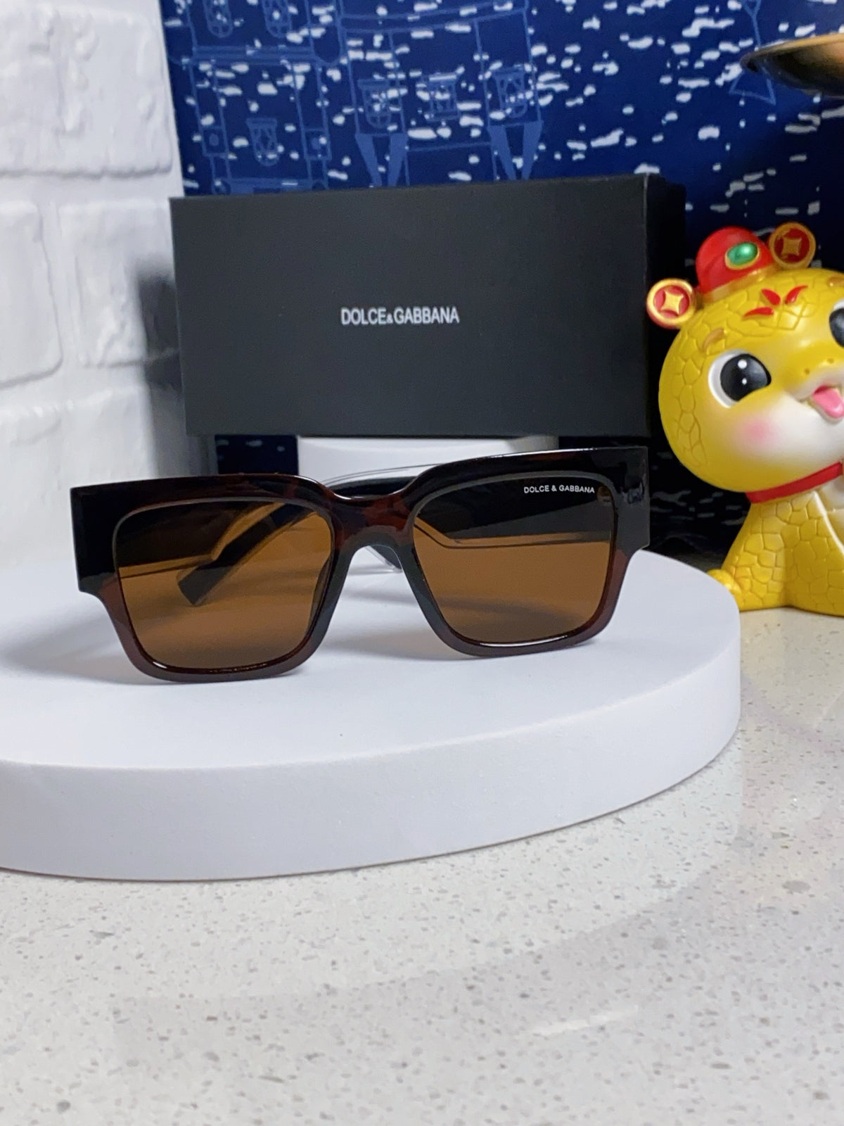 Dolce & Gabbana Rectangular Brown Lens Sunglasses for Men & Women - detail image 2