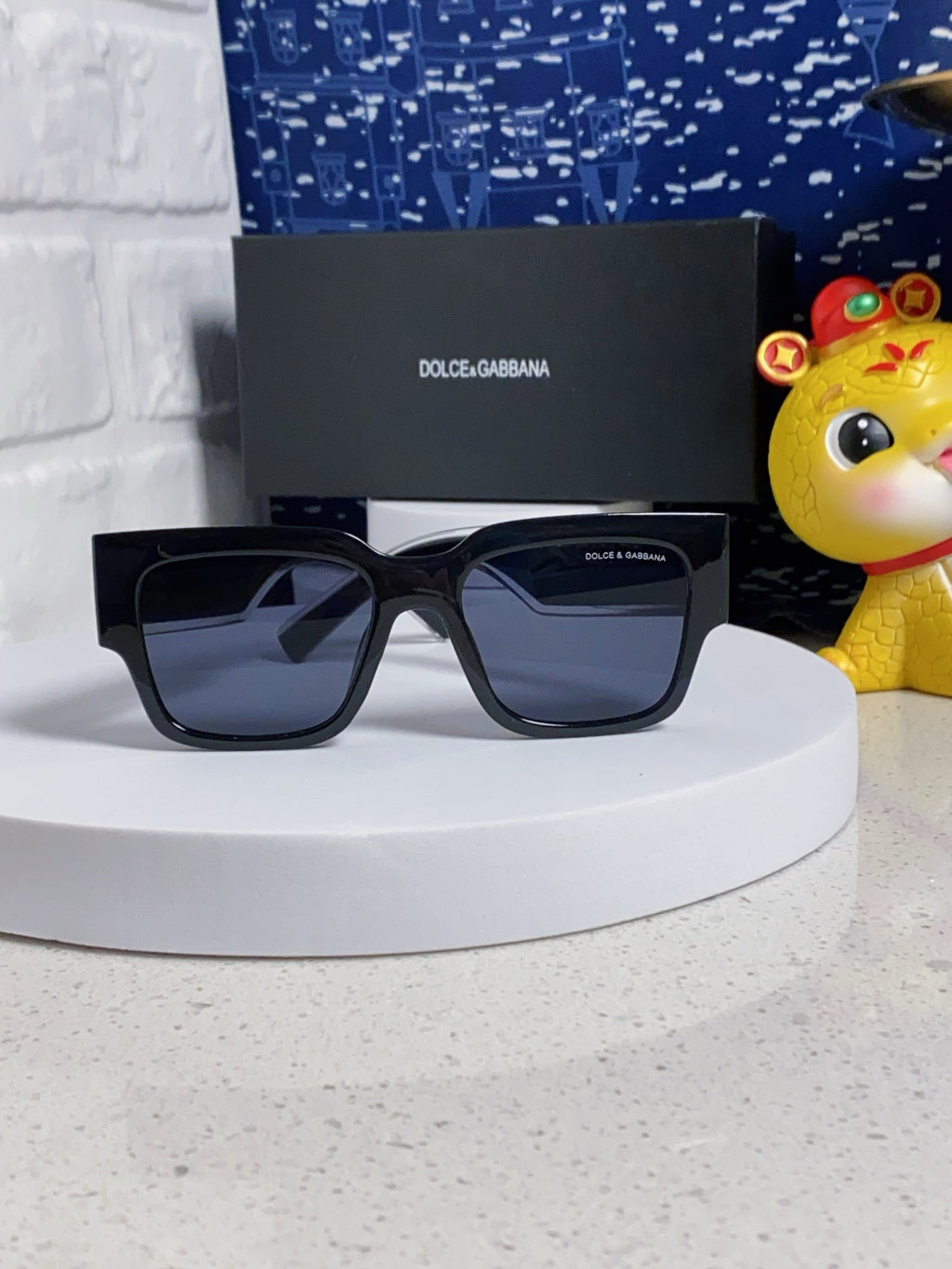 Dolce & Gabbana Rectangular Blue Lens Sunglasses for Men & Women - 399463 - detail image 2