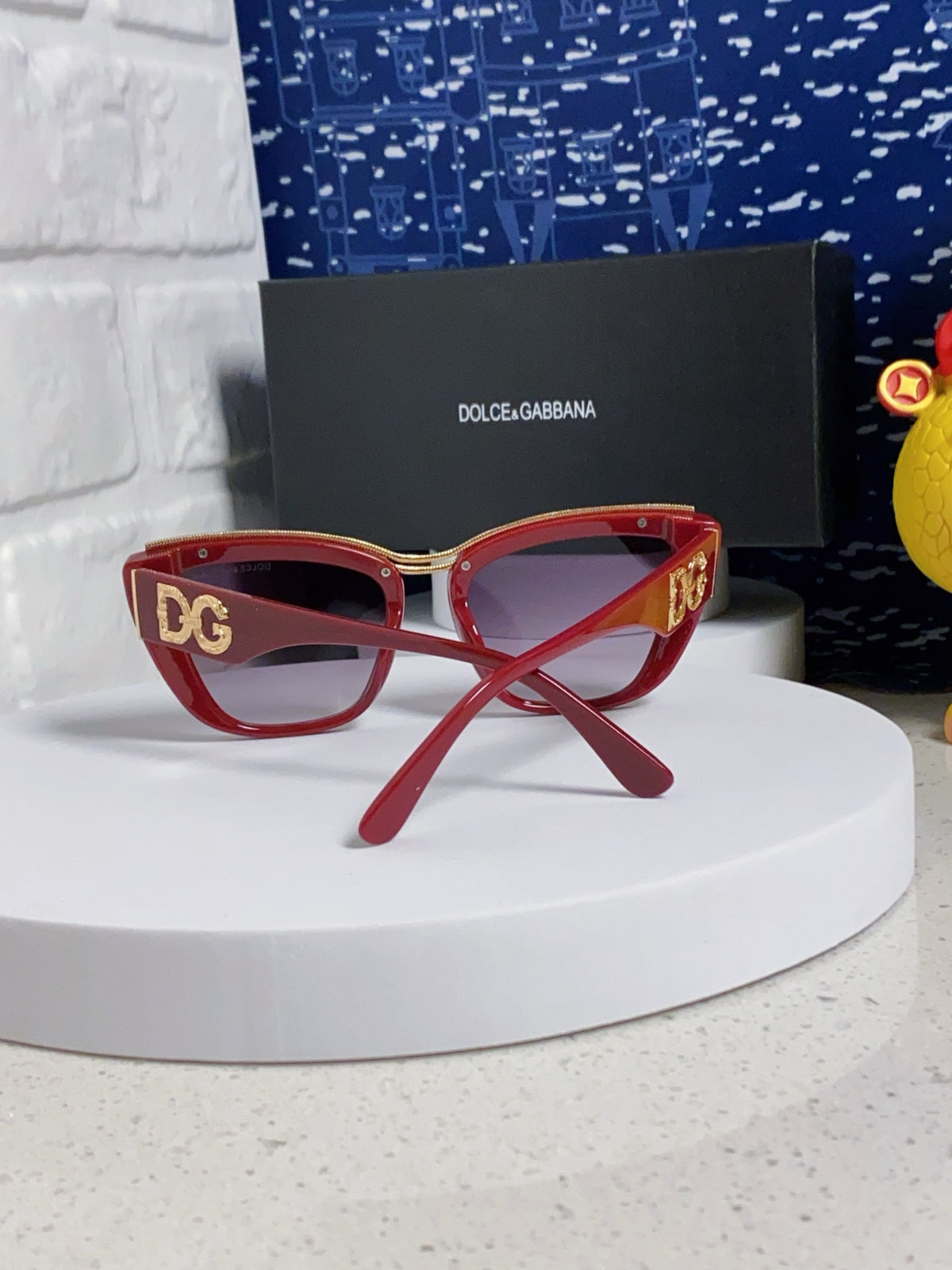 Dolce & Gabbana Cat-Eye Red Lens Sunglasses for Men & Women - 416566 - detail image 3