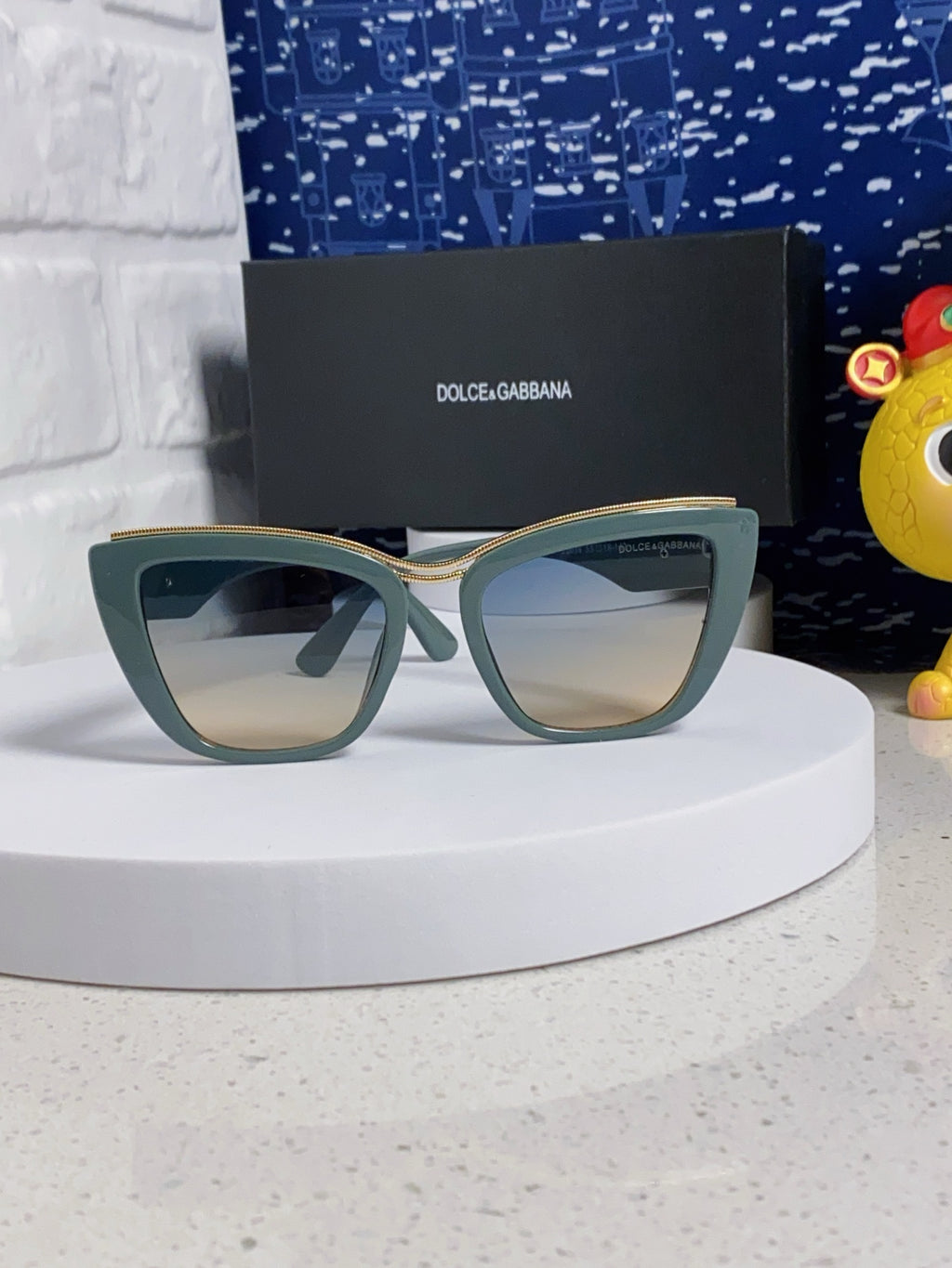 Dolce & Gabbana Cat-Eye Silver Lens Sunglasses for Men & Women - 416567 - detail image 2