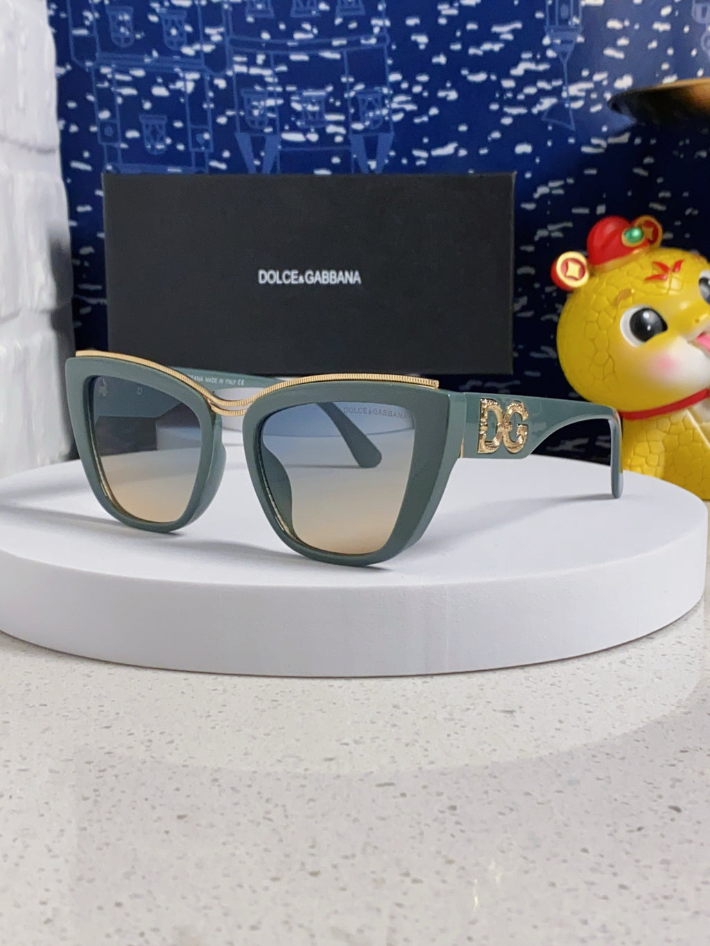 Dolce & Gabbana Cat-Eye Silver Lens Sunglasses for Men & Women - 416567