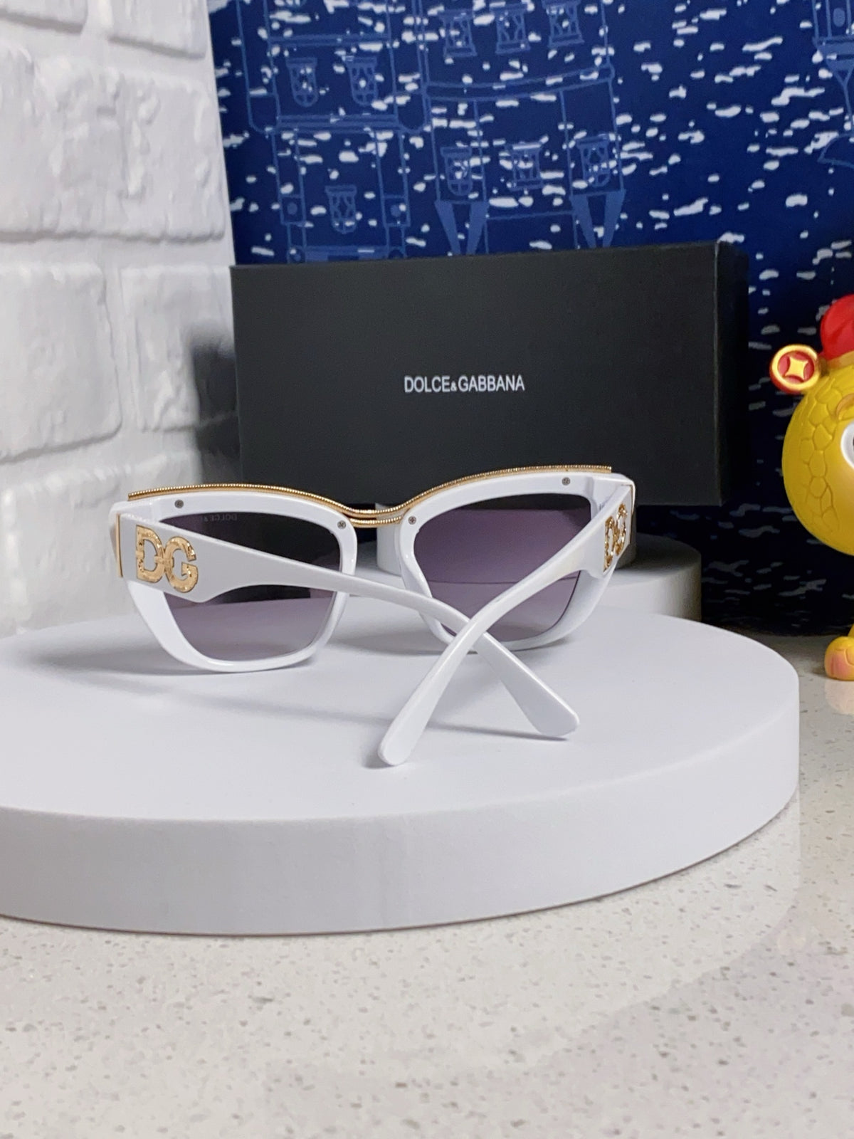 Dolce & Gabbana Cat-Eye Silver Lens Sunglasses for Men & Women - 450039 - detail image 3