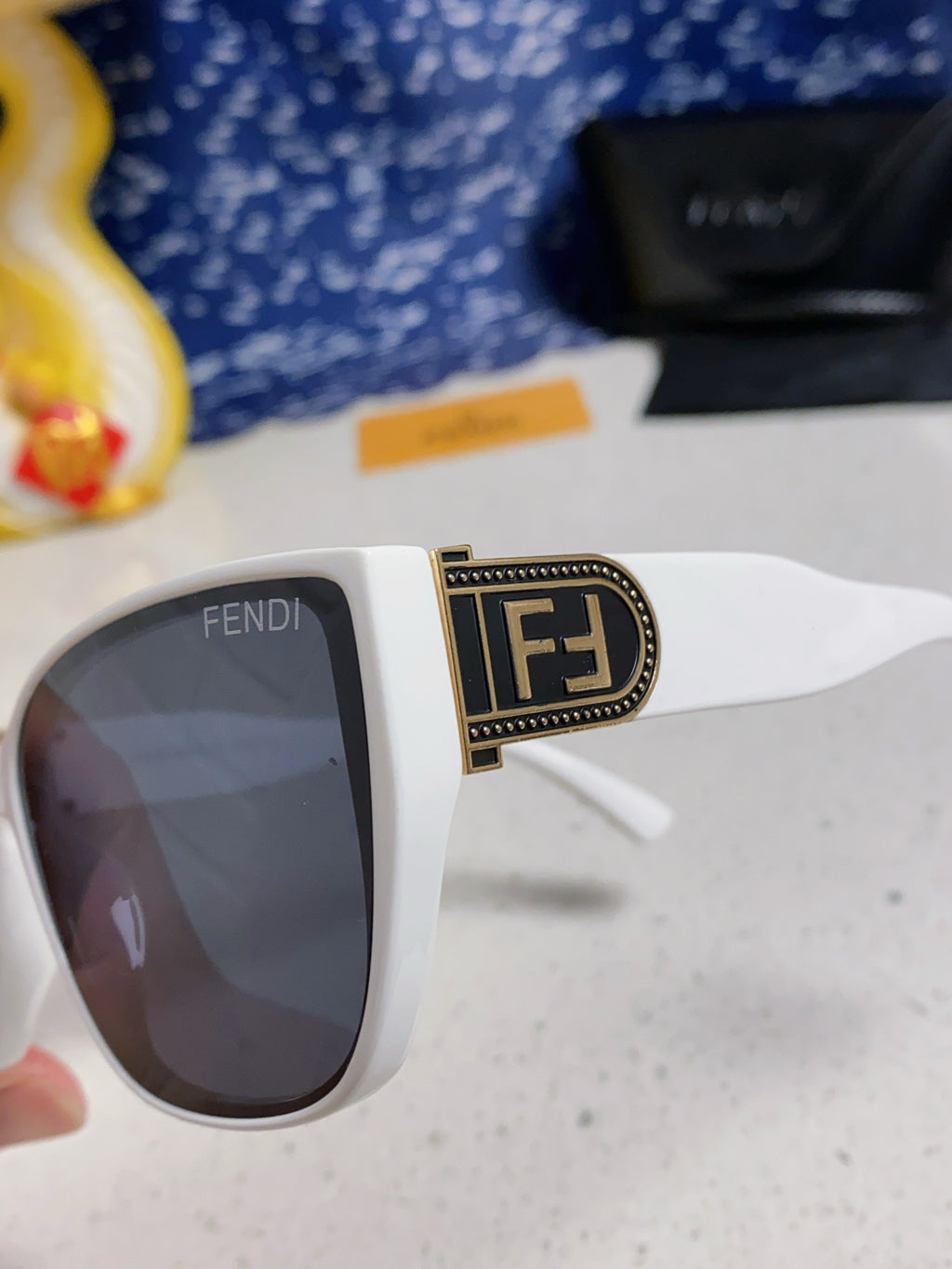 Fendi Polarized Cat-Eye Silver Lens Sunglasses for Men & Women - 449816 - detail image 7