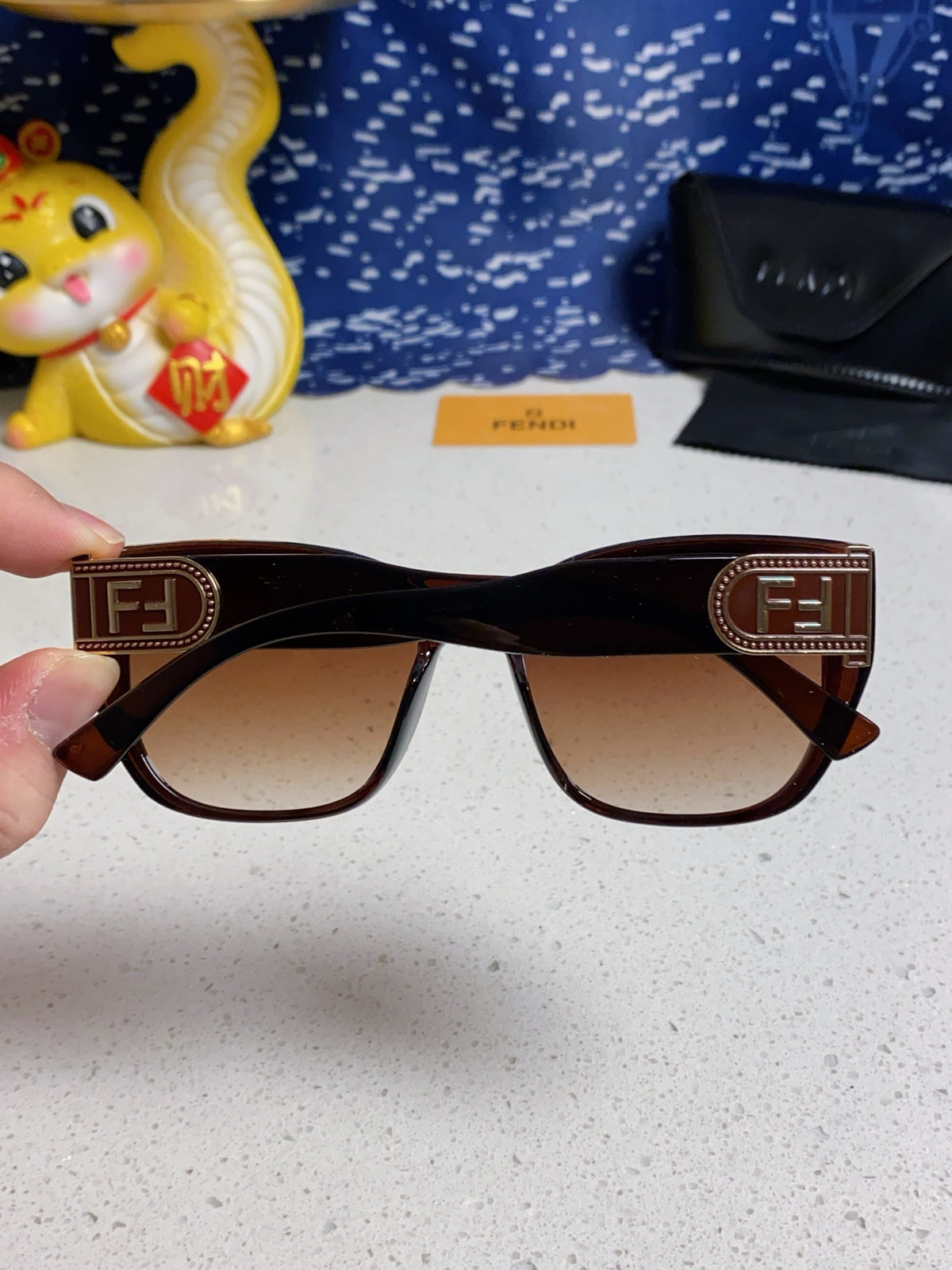 Fendi Polarized Cat-Eye Brown Lens Sunglasses for Men & Women - 416316 - detail image 5