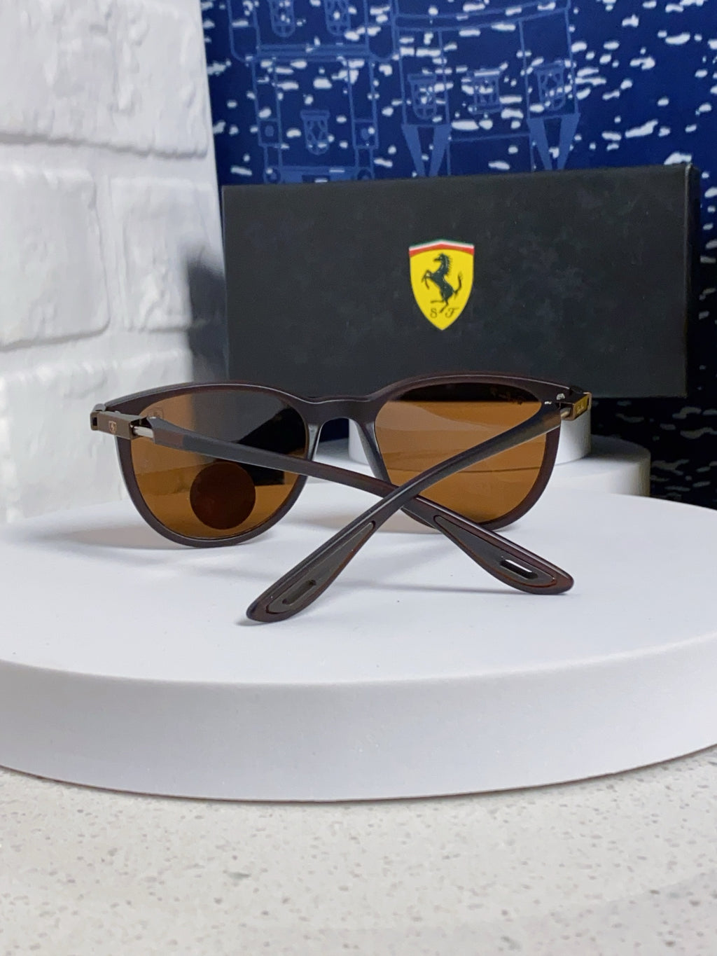 Ray-Ban Polarized Acetate Square Brown Lens Sunglasses for Men & Women - detail image 3
